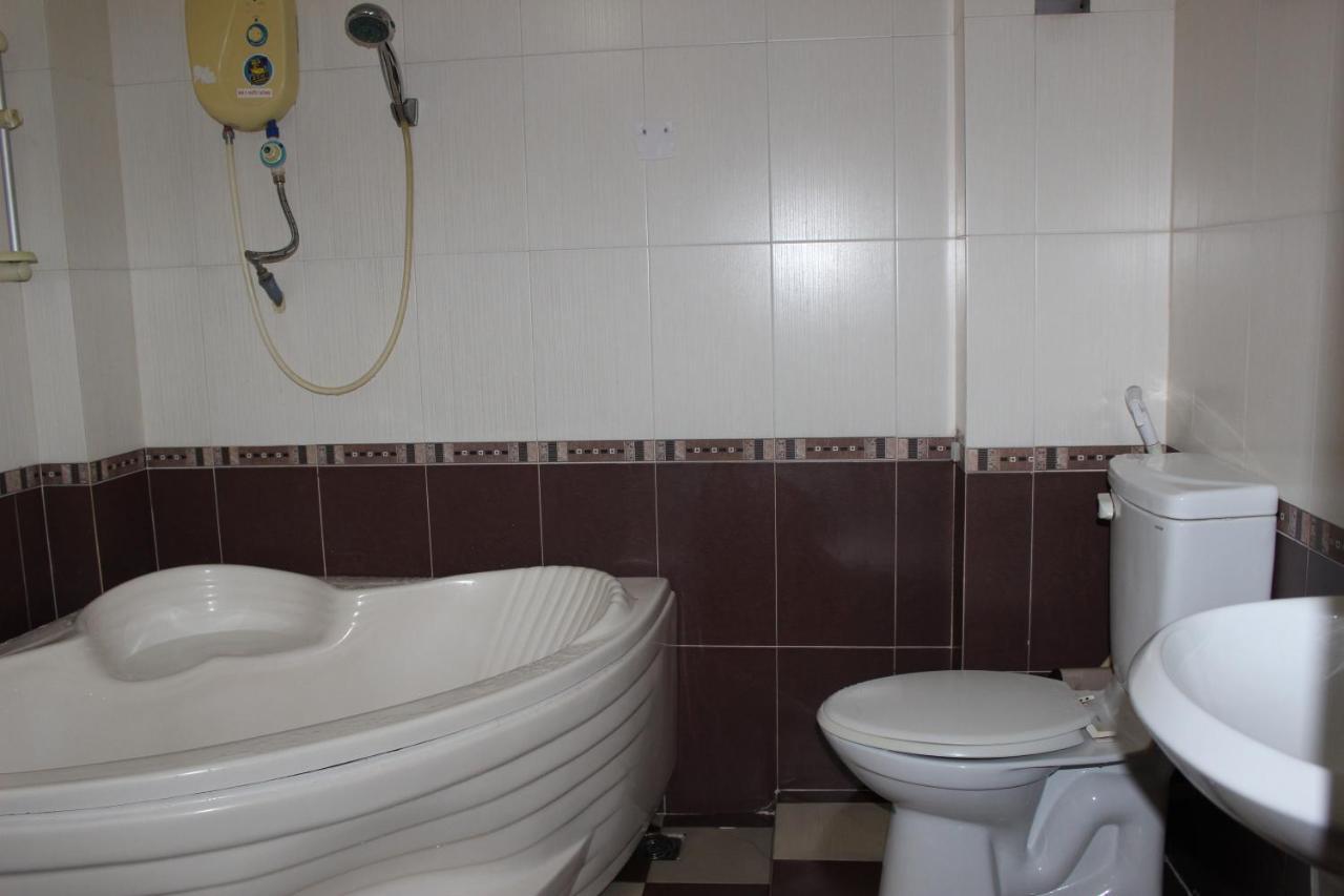 Hotel Nhat Binh *